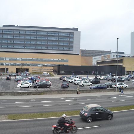 Aalborg Holiday Apartment الغرفة الصورة